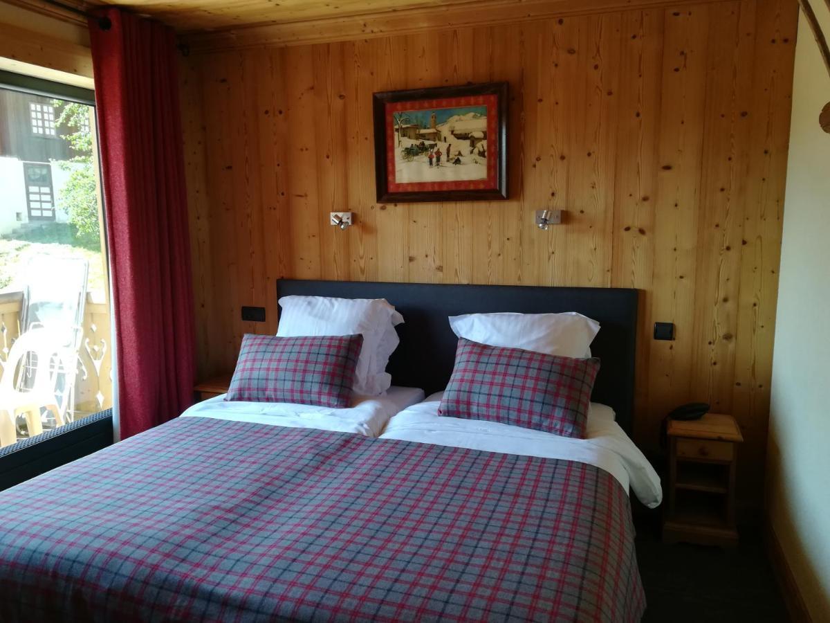 Hotel-Chalet Les Ecureuils Restaurant, Piscine, Garage Le Grand-Bornand Eksteriør billede