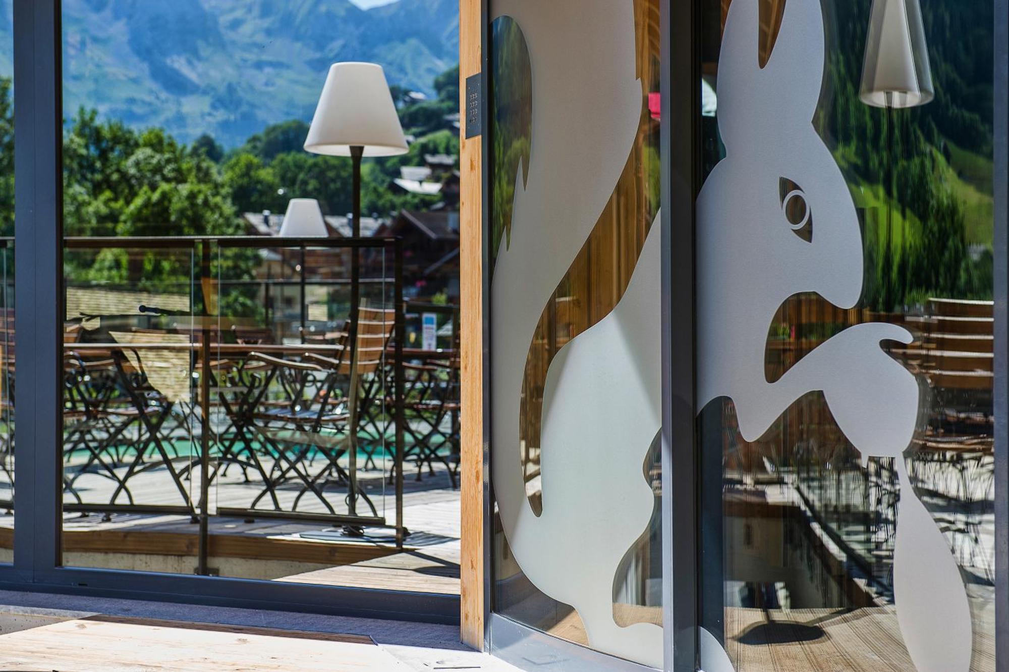 Hotel-Chalet Les Ecureuils Restaurant, Piscine, Garage Le Grand-Bornand Eksteriør billede