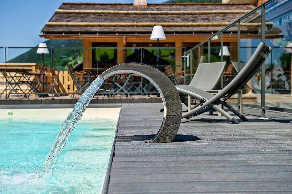 Hotel-Chalet Les Ecureuils Restaurant, Piscine, Garage Le Grand-Bornand Eksteriør billede